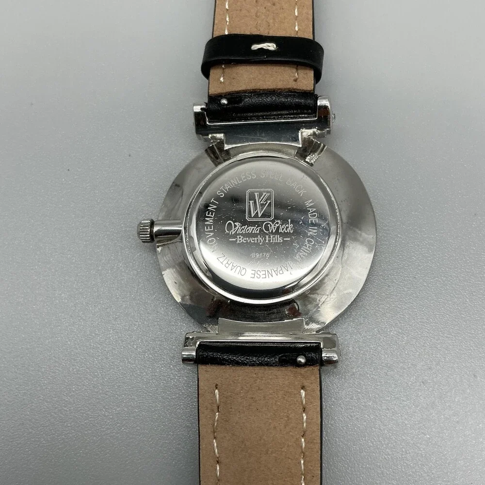 Victoria Wieck dial silver